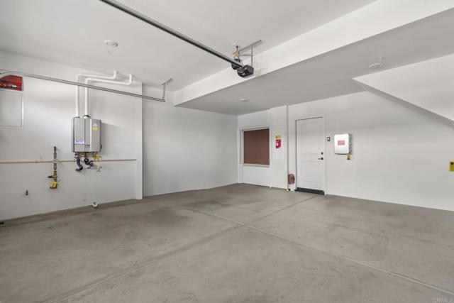 Detail Gallery Image 35 of 42 For 1220 Sunrise View #101,  San Marcos,  CA 92078 - 3 Beds | 2/1 Baths