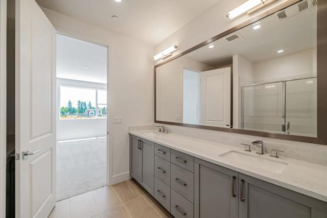 1017 Sinopia Terrace, San Ramon CA: https://media.crmls.org/mediaz/5439129c-146e-4f13-a6a4-eb7dcdb1da77.jpg