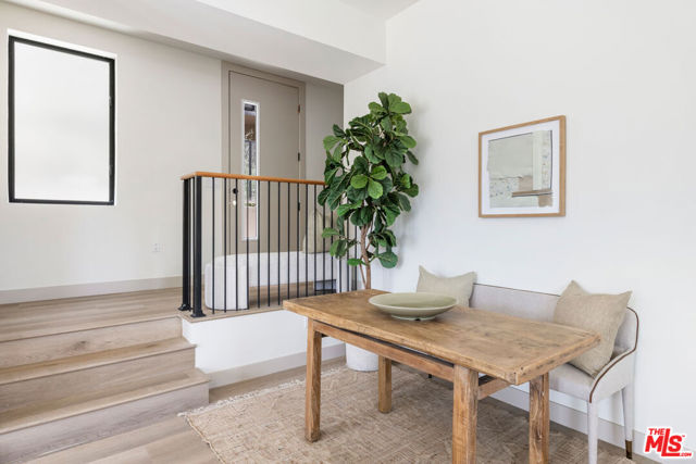172 S Avenue 58, Los Angeles CA: https://media.crmls.org/mediaz/543b4efc-ee90-4035-8566-3695d0fa5426.jpg