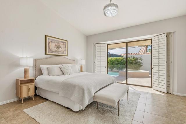 75377 Montecito Drive, Indian Wells CA: https://media.crmls.org/mediaz/543b7933-577c-4120-9668-5d351ac0c261.jpg