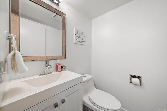 Detail Gallery Image 8 of 21 For 10658 King Phillip Ct., Santee,  CA 92071 - 3 Beds | 1/1 Baths