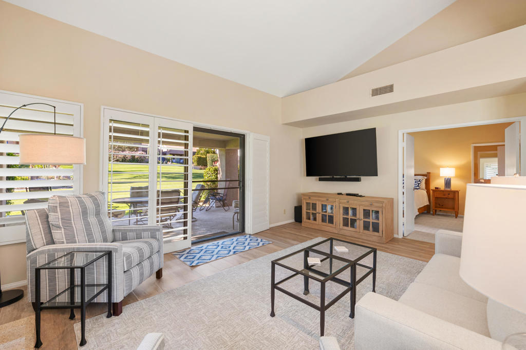 MLS #219139533DA image #4