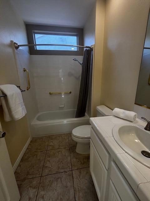 78147 Hunter Point Road, Palm Desert CA: https://media.crmls.org/mediaz/54400b54-6521-477c-8dce-51901f797c9a.jpg