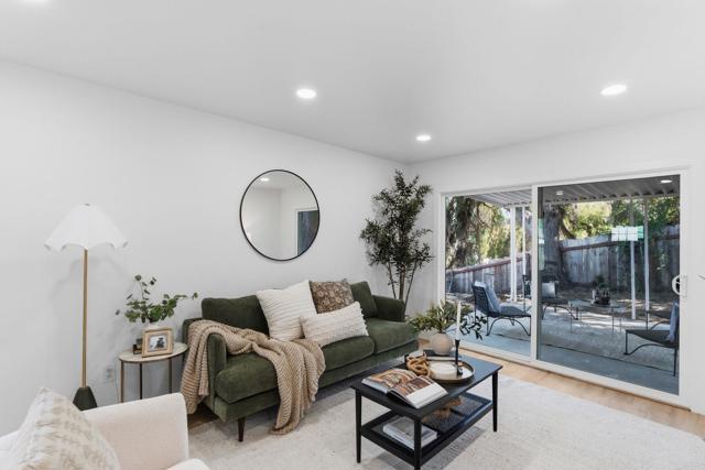 Detail Gallery Image 9 of 23 For 6729 Mezin Way, San Diego,  CA 92114 - 4 Beds | 1/1 Baths