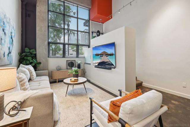 777 6Th Ave, San Diego CA: https://media.crmls.org/mediaz/5441a1ae-f747-46fc-b351-256b0a974a81.jpg