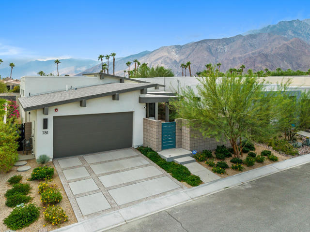 781 Fountain Drive, Palm Springs CA: https://media.crmls.org/mediaz/5442234f-6dc2-4e0a-872d-a205bb3d3342.jpg