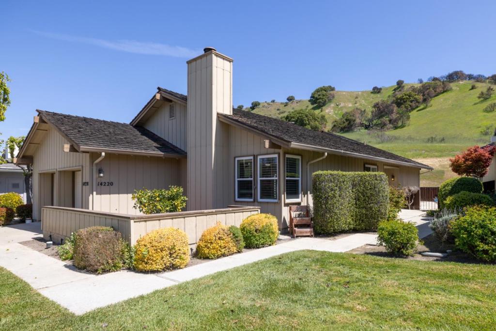 14220 Mountain Quail Road