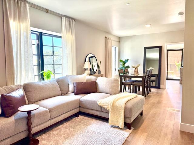 400 San Benito St, Hollister CA: https://media.crmls.org/mediaz/54428558-d552-4558-affb-e882b653fb52.jpg