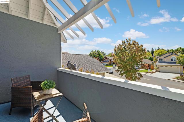2863 El Capitan Dr, Pleasanton CA: https://media.crmls.org/mediaz/54448a1a-acb3-46ba-8de3-feaec338be23.jpg