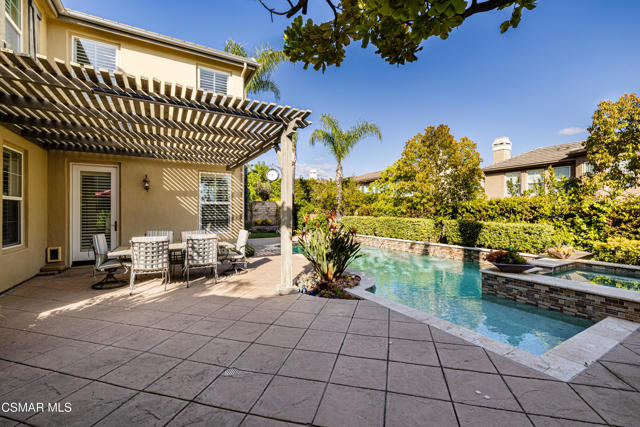 4024 Eagle Flight Drive, Simi Valley CA: https://media.crmls.org/mediaz/5445a326-f54a-4872-8714-bd6d36bc72c8.jpg