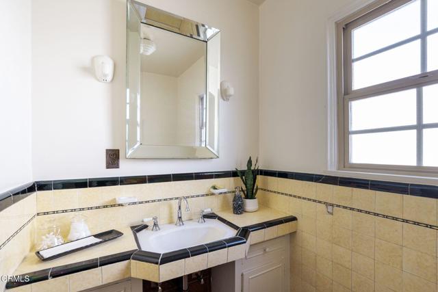 Detail Gallery Image 26 of 31 For 807 W Fernfield Dr, Monterey Park,  CA 91754 - 3 Beds | 2 Baths