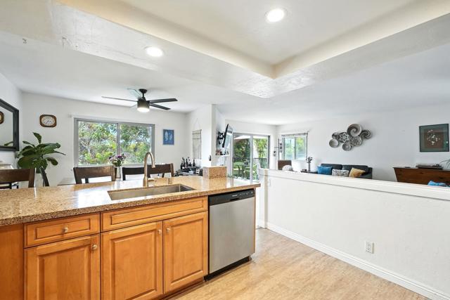 Detail Gallery Image 7 of 38 For 3149 Avenida Olmeda, Carlsbad,  CA 92009 - 3 Beds | 2 Baths