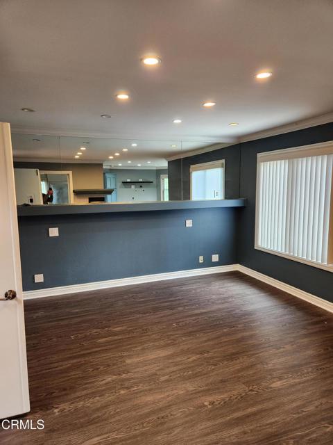 13644 Deering Lane, Moorpark CA: https://media.crmls.org/mediaz/5447bd82-3a30-4b37-9ae5-e9793ec47da7.jpg