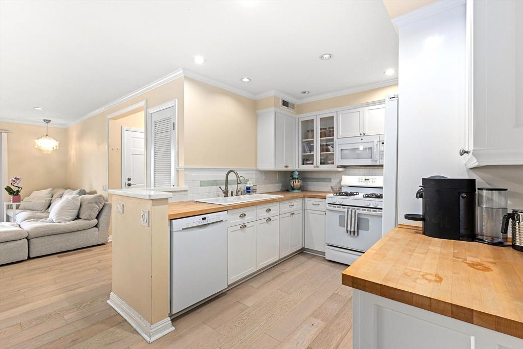 12229 Carmel Vista Road - photo 7