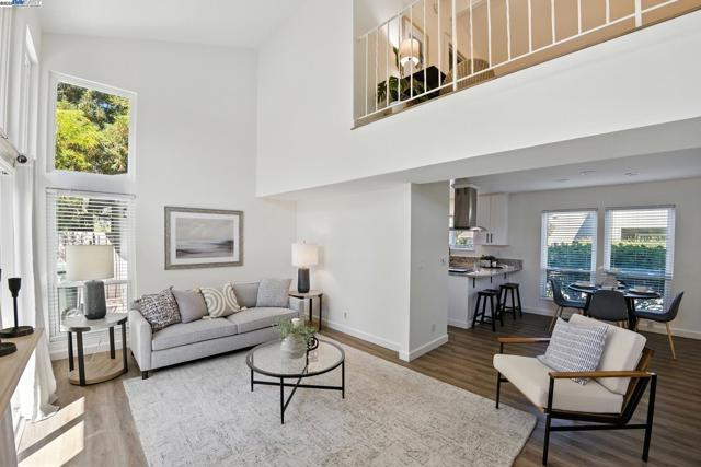 102 Rolling Green Cir, Pleasant Hill CA: https://media.crmls.org/mediaz/54489f3b-45ab-4b3f-99a2-ce7e51df29c2.jpg