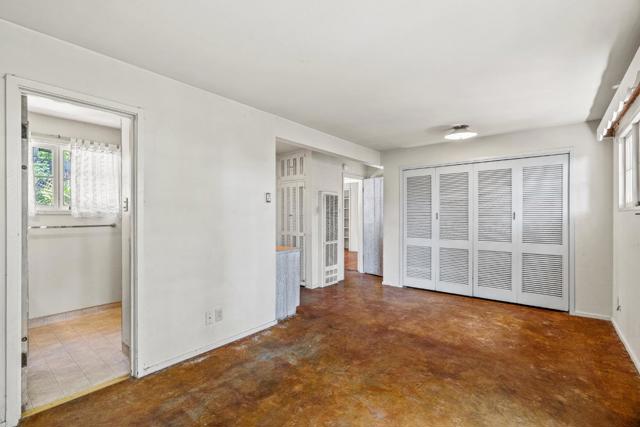 0 Santa Fe 6 SW of Ocean Avenue, Carmel CA: https://media.crmls.org/mediaz/5448d4e0-4bd8-4455-9c3f-aa26ac1a8f4e.jpg