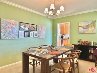 2132 Mcpherson Place, Los Angeles CA: https://media.crmls.org/mediaz/54490df7-3529-4690-a906-7d2b26d6c016.jpg