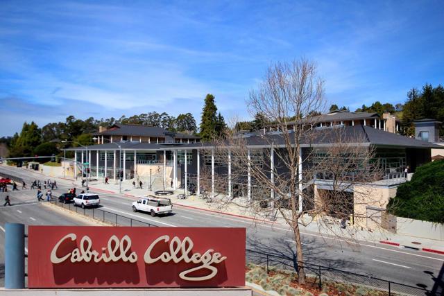3625 N Main Street, Soquel CA: https://media.crmls.org/mediaz/544a1723-ccea-437b-bf15-9538893c974e.jpg