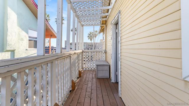 902 Pacific St, Oceanside, California 92054, ,Multi-Family,For Sale,Pacific St,240026159SD