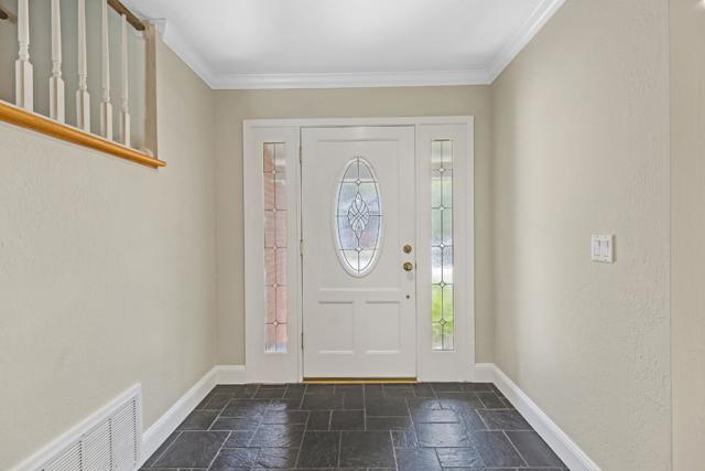 10 Banff Way, Pacifica CA: https://media.crmls.org/mediaz/544b1a97-4a5e-491a-9e33-babdcbe4f0e1.jpg