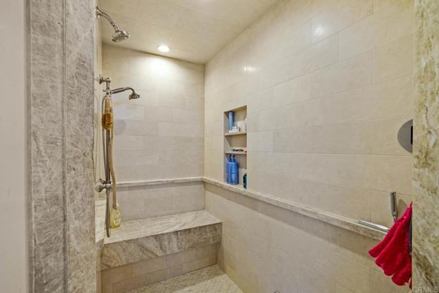 4652 Resmar Road, La Mesa CA: https://media.crmls.org/mediaz/544b80a5-55cb-44ed-96ae-f7b187993214.jpg