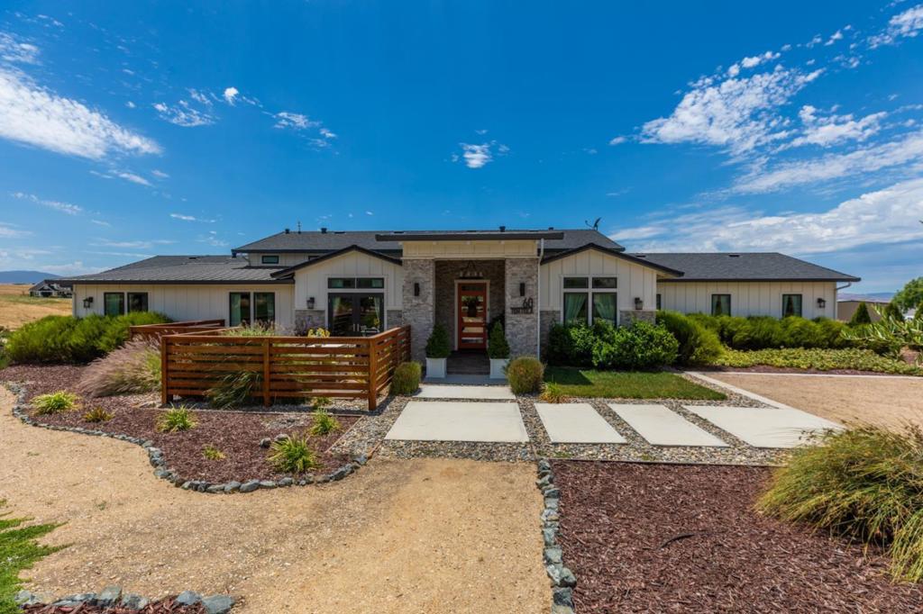 60 Tortola Way