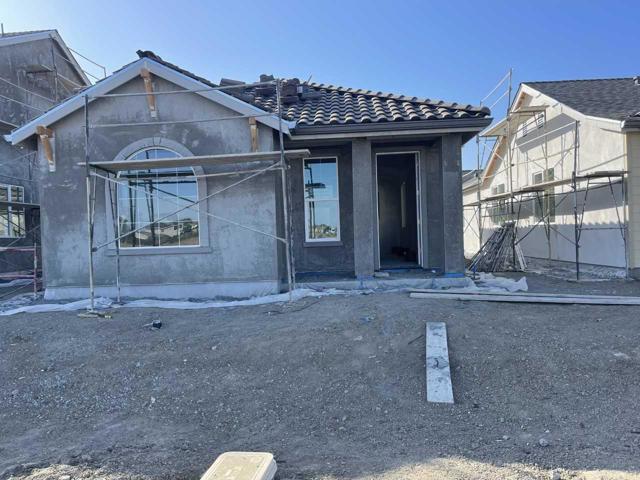 789 Aurora Way, King City CA: https://media.crmls.org/mediaz/544c3954-9796-4388-b5e2-fc5ee0e98444.jpg