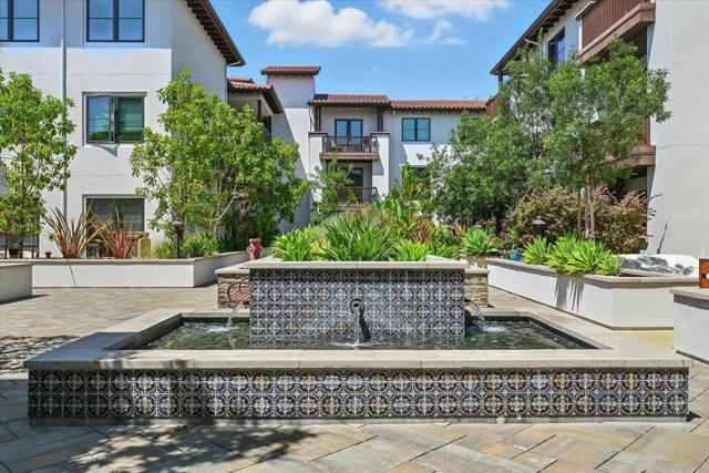 657 Walnut Street, San Carlos CA: https://media.crmls.org/mediaz/544c8808-9289-4336-aefc-8904f505f9bb.jpg