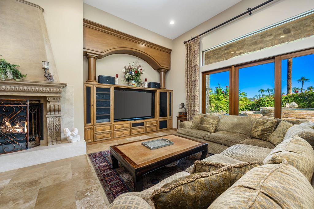 MLS #219141433DA image #15