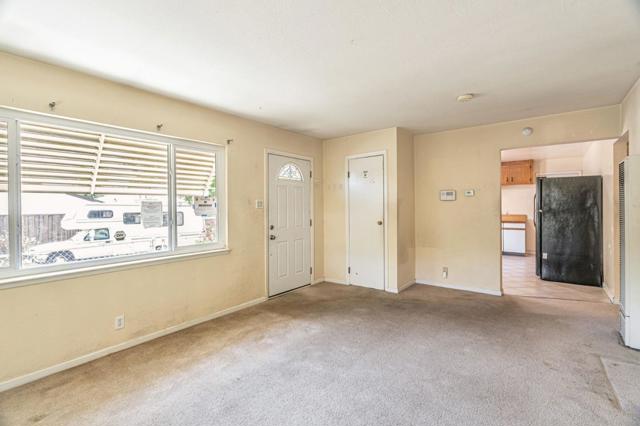 854 N 16th Street, San Jose CA: https://media.crmls.org/mediaz/544d2380-fc32-4b6e-9cf9-441e9d4a6f39.jpg