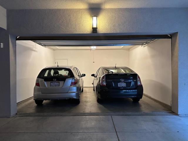 1068 Bigleaf Place, San Jose CA: https://media.crmls.org/mediaz/544da278-0fa8-4b4a-9acf-c578819fa269.jpg