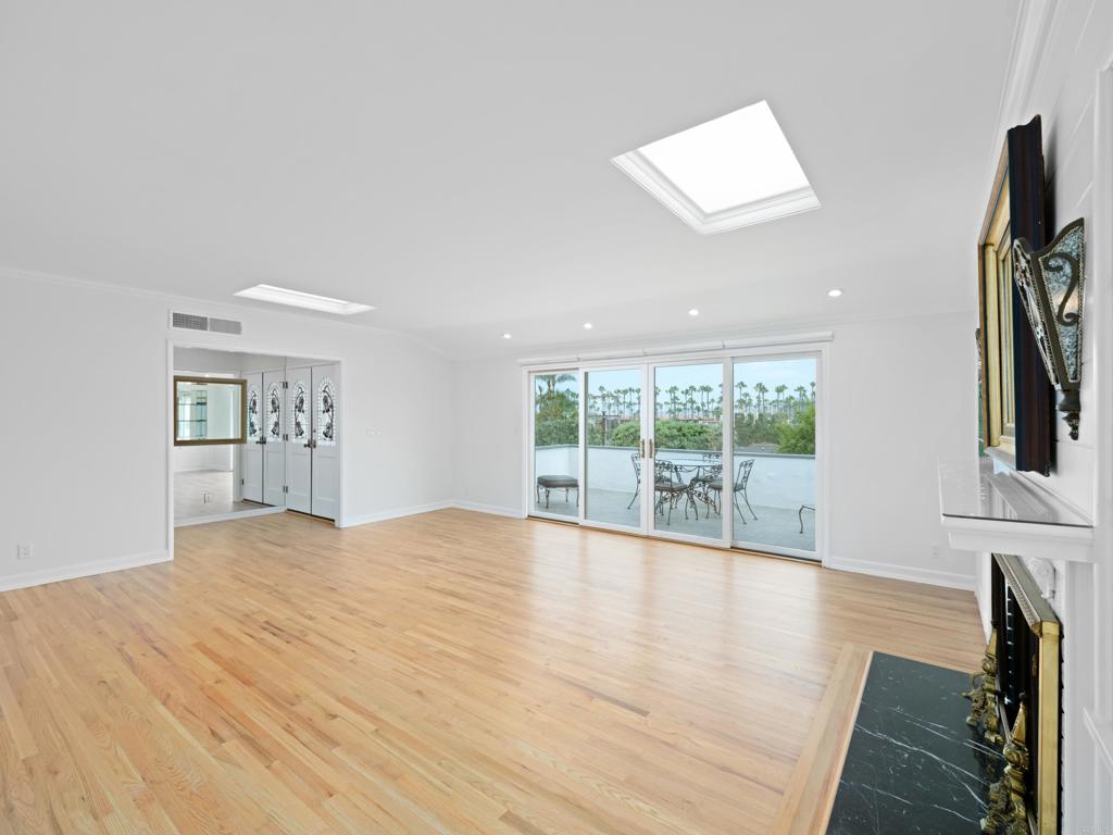 7920 Avenida Alamar - photo 9
