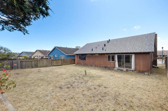 200 Bridgeport Drive, Half Moon Bay CA: https://media.crmls.org/mediaz/544e8b5b-864c-4c88-9c62-19fc95e176a6.jpg