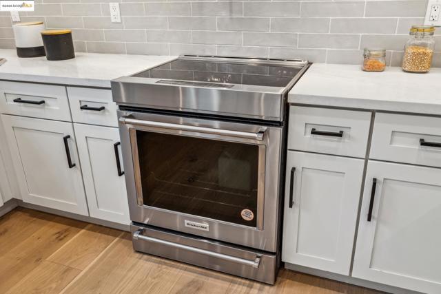 2312 Eighth St, Berkeley CA: https://media.crmls.org/mediaz/544f238d-c0fa-4868-b117-1afea20d0654.jpg