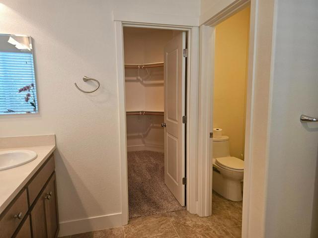 1703 Cobblefield Lane, Los Banos CA: https://media.crmls.org/mediaz/544f9b80-ff43-4cc9-bbc9-c21c40d1e994.jpg