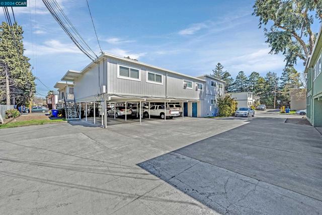 Image 5 of 29 For 1469 Marclair Dr