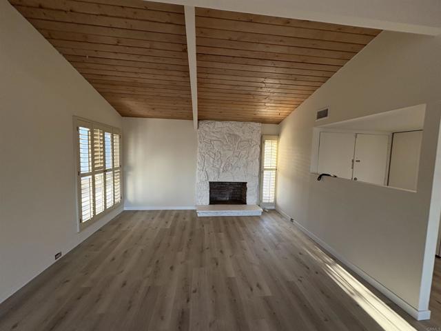 Image 6 of 23 For 5605 Soledad Mountain Rd
