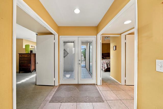 464 Village Square E, Palm Springs, CA 92262