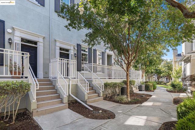 3730 Whitworth Dr, Dublin CA: https://media.crmls.org/mediaz/54512c2b-81fa-43d0-8f37-eeaa3c7df134.jpg