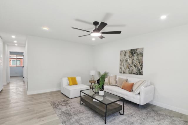 Detail Gallery Image 6 of 25 For 3535 Monroe Ave #5,  San Diego,  CA 92116 - 2 Beds | 2 Baths