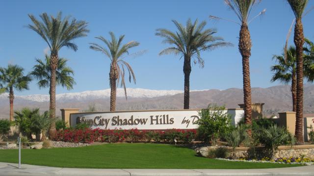 40421 Calle Santa Anita, Indio CA: https://media.crmls.org/mediaz/54519b43-80ba-4f81-8a22-37ca202bcea4.jpg