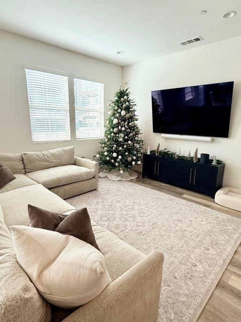 Front Image Thumbnail for CRPTP2509264