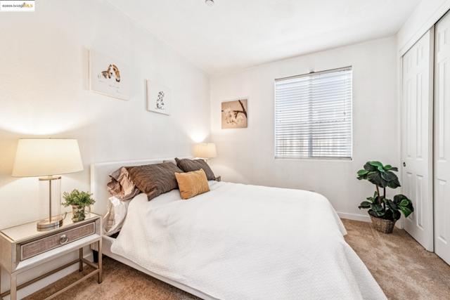 4576 Benton St, Antioch CA: https://media.crmls.org/mediaz/54558ab2-e2de-4d19-a2d6-19425f9edff9.jpg