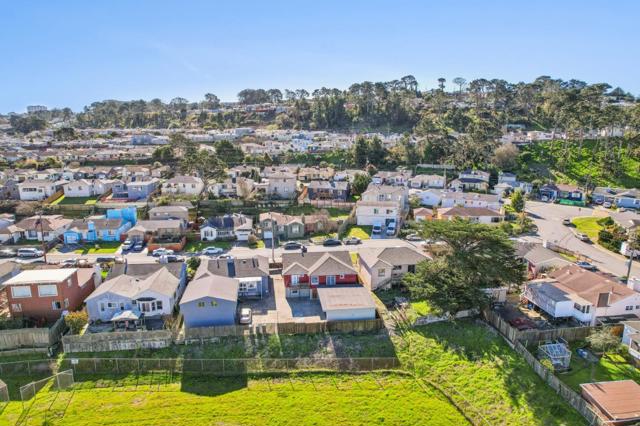 768 Stewart Avenue, Daly City CA: https://media.crmls.org/mediaz/545755e1-19cc-4e70-9274-84689ed56559.jpg