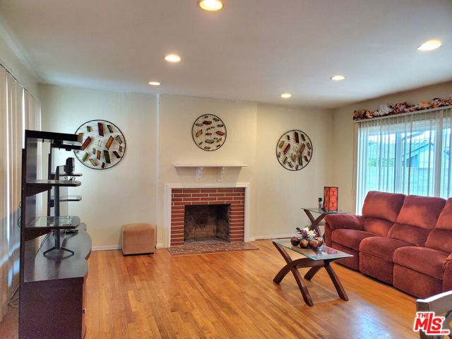 13207 Ruthelen Street, Gardena CA: https://media.crmls.org/mediaz/5457b8f0-19b4-41fd-8263-df9711ab8d4d.jpg