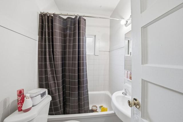 309 N 5th Street, San Jose CA: https://media.crmls.org/mediaz/5457f594-57dd-4962-8018-d7615da01db8.jpg