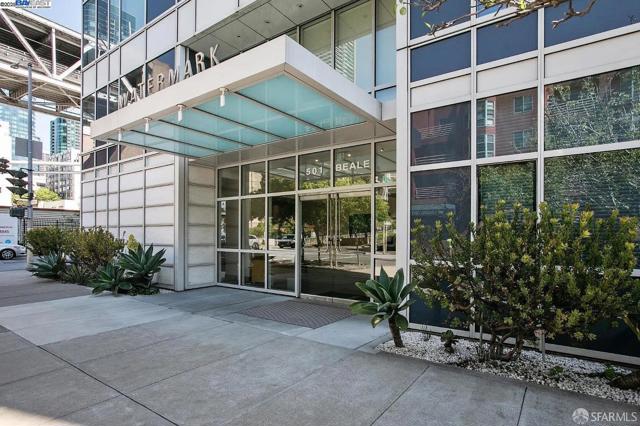 0 501 Beale Street, San Francisco CA: https://media.crmls.org/mediaz/5458719c-d0c6-4ee2-9cf5-ba17bb46f2b4.jpg