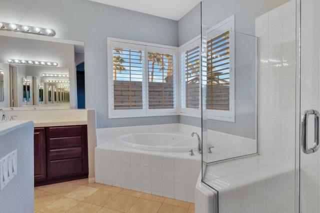43996 Salpare Place, Indio CA: https://media.crmls.org/mediaz/54591190-c446-4804-8a46-d2192d8831b2.jpg