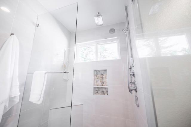 4 Sterling Lane, Scotts Valley CA: https://media.crmls.org/mediaz/545929dd-bb5e-465d-921e-5656c0ef23ed.jpg