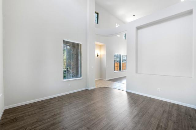 16341 Adobe Way, Lathrop CA: https://media.crmls.org/mediaz/545a0c58-429e-457a-9250-2e13e70cbdb1.jpg